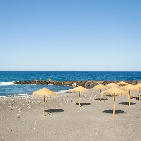 Home2book Sea Breeze Terrace דירה