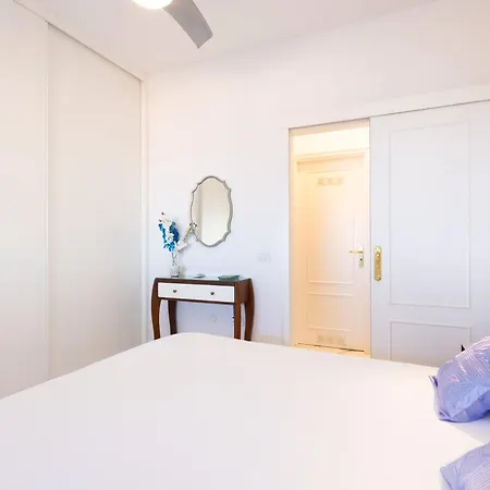 Home2book Sea Breeze Apartment, Pool & Terrace Апартаменты *