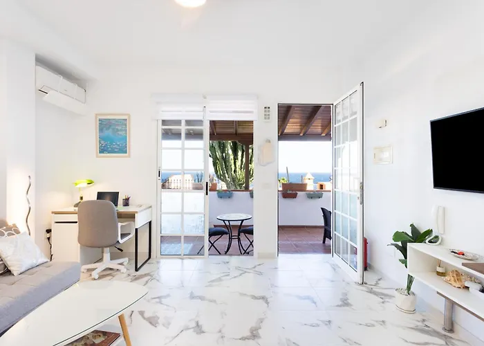 Home2book Sea Breeze Terrace