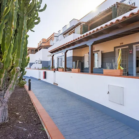 Home2book Sea Breeze Terrace *